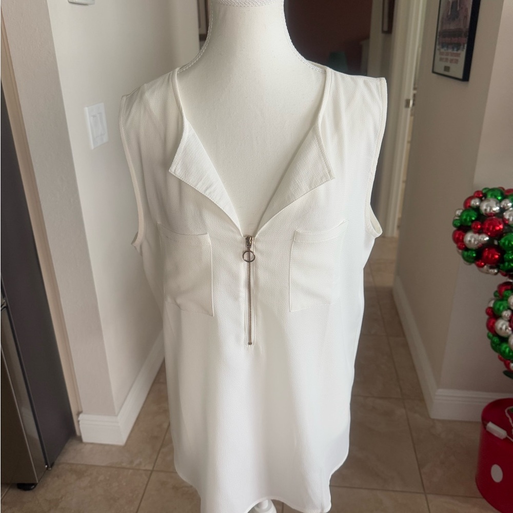 New sleeveless top